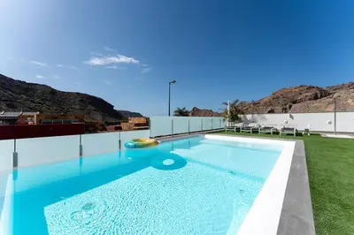 Piscina en o cerca de Villa Art & Design Tauro pool Wi-Fi BBQ