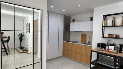 Una cocina o zona de cocina en Palmview Private Pool