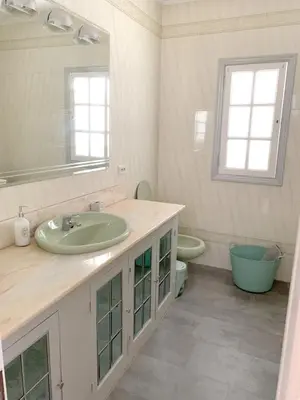 Un baño de Tropical Sunset House