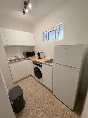 Una cocina o zona de cocina en Cozy Apartment - Europa