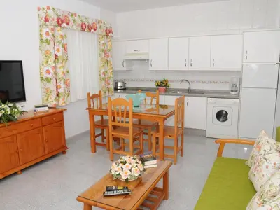 Una cocina o zona de cocina en Apartment Wohnung Double Classic mit Wi-Fi by Interhome