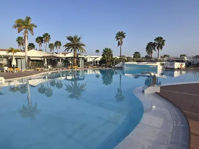 Piscina en o cerca de Europe Sun Bungalow