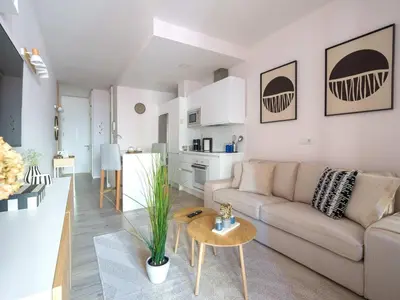 Una cocina o zona de cocina en Amanece cerca de la Playa de Las Canteras BT2B