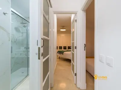 Un baño de Living Las Canteras Homes - Beachside Spa Parking