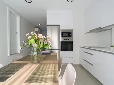 Una cocina o zona de cocina en Boulevard Getaway I
