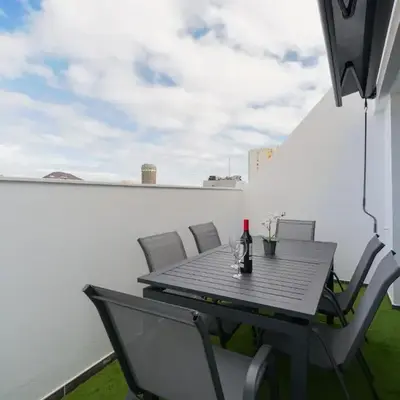 Boulevard Getaway I