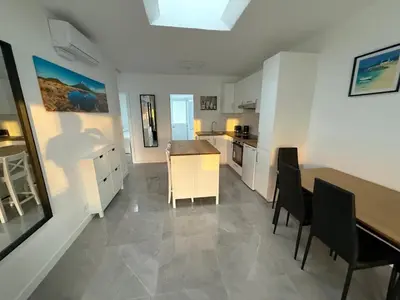 Una cocina o zona de cocina en Puerto Rico Apartment, Newly renovated, Centre of Puerto Rico, 3 Bedrooms