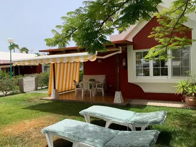 Jardín al aire libre en Bungalow with great garden, los Tunos