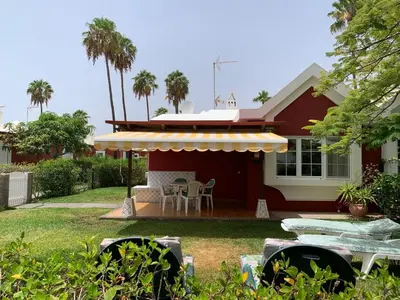 Jardín al aire libre en Bungalow with great garden, los Tunos