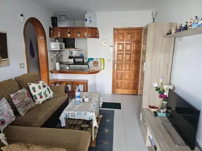 Una cocina o zona de cocina en Luxurious Apartment with Private Terrace and Garden in Las Palmas