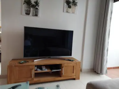 Una televisión o centro de entretenimiento en Apartment Wohnung Agaete Parque by Interhome