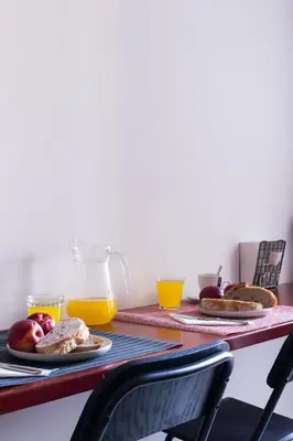 Comida en o cerca de este apartamento