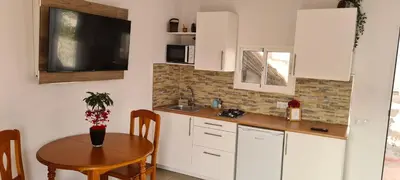 Una cocina o zona de cocina en Ferienwohnung mit Panoramablick in der Finca Gran Calma - ideal für Wanderer