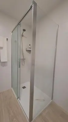 Un baño de LM Canteras by Infinity Summer