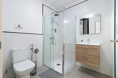 Un baño de Calm & Modern Apt for 4 Las Canteras