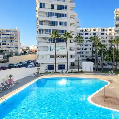 Vintage Flat - Terrace & Pool