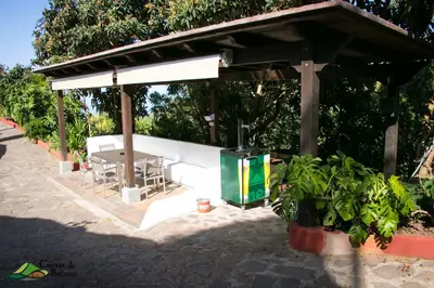 Jardín al aire libre en Cuevas De Barreto