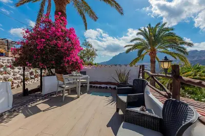 Paisaje cerca of this country house