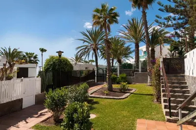 Jardín al aire libre en Apartment Playa del Aguila NE/IM