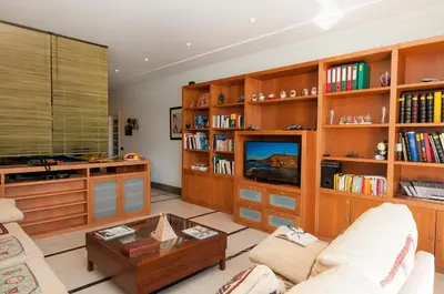 Biblioteca en la villa