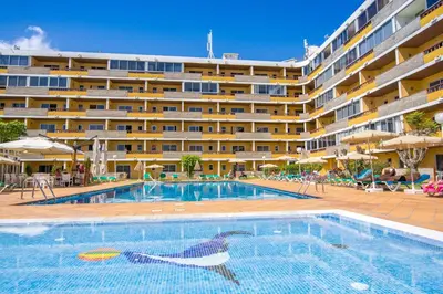 Piscina en o cerca de Apartamentos Los Tilos