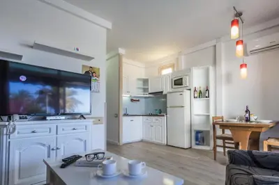 Una cocina o zona de cocina en Alsol Patricio