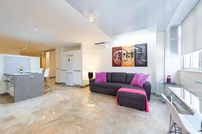 Una cocina o zona de cocina en Suites Garden Loft Picasso