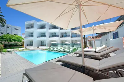 Piscina en o cerca de Atlantic Sun Beach - Gay Men Only