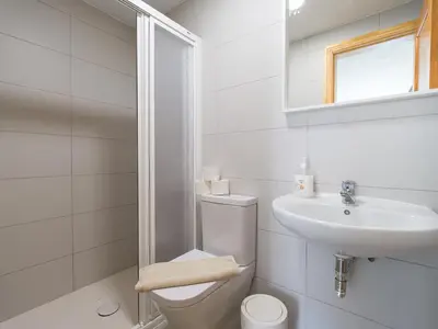 Un baño de Granada II Apartments