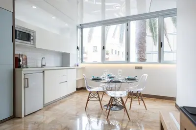 Una cocina o zona de cocina en Suites Garden Loft Kandinsky
