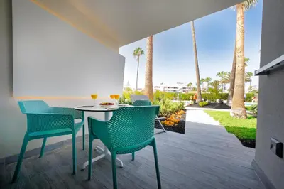 Un balcón o terraza de Relaxia Los Girasoles Bungalows