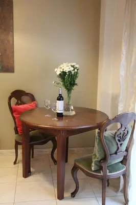 Zona de estar de Tiffany's Apartment