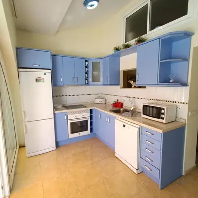 Una cocina o zona de cocina en Samoa Lovely Seaview