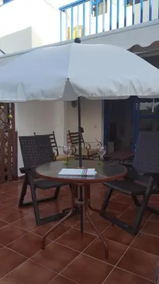 Un patio o zona al aire libre en Maspalomas Bungalow C I