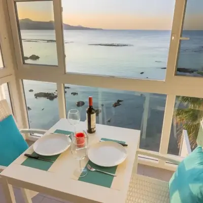 Living Las Canteras Homes - BEACHFRONT LOVE STORY