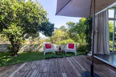 Jardín al aire libre en Glass House in Gran Canaria!