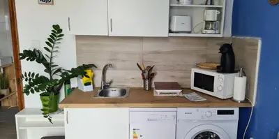 Una cocina o zona de cocina en Francisco's Holiday Home