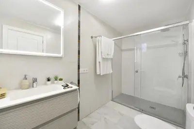 Un baño de Meloneras Hills 19 With Pool by VillaGranCanaria