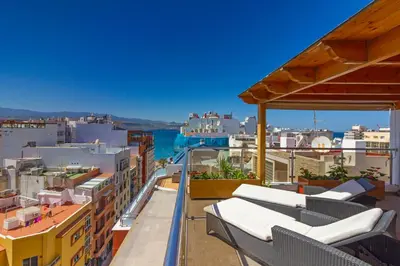 Un balcón o terraza de Las Palmas Penthouse