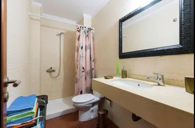 Un baño de Sky House