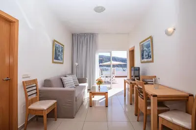 Zona de estar de Servatur Terrazamar Sun Suite