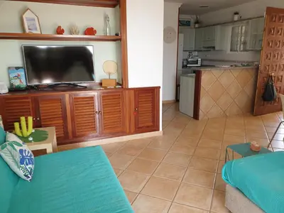 Una cocina o zona de cocina en Bungalow Paraiso El Mar 3