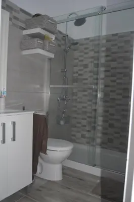 Un baño de Bungalow Main Street Playa del Ingles
