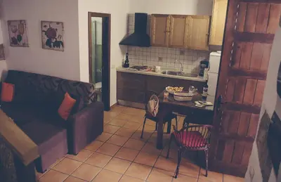 Una cocina o zona de cocina en Vivelorural casa Tunte 3, BBQ y terraza