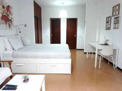 Cama o camas de una habitación en City Beach Home