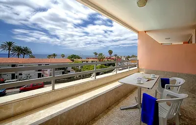 Un balcón o terraza de Apartamentos Montemar
