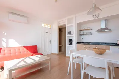 Una cocina o zona de cocina en Apartamentos Cordial Judoca Beach