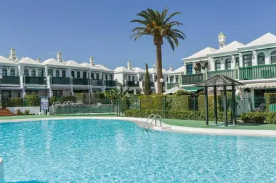 Piscina en o cerca de Bungalow DUNA FLOR VERDE Maspalomas