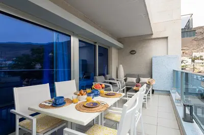 Comida en o cerca de este apartamento