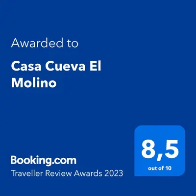 Certificado, premio, señal o documento que está expuesto en Casa Cueva El Molino By Artenatur